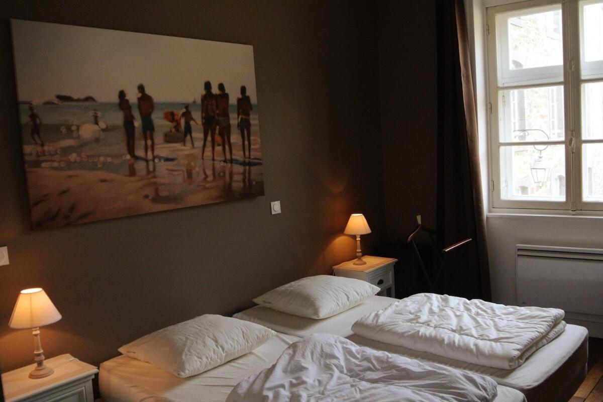 3 Centre Intra Muros Proche Apartment
